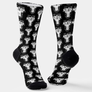 Behalt Skateboarding Design auf schwarzen Socken