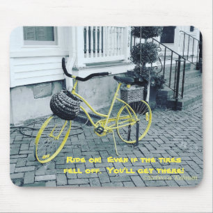 Behalt zu gehen Selbst wenn die Reifen abfallen! M Mousepad