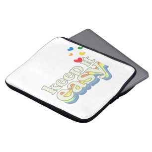 Behalte es einfach Retro-Pride-Typografie-Design Laptopschutzhülle