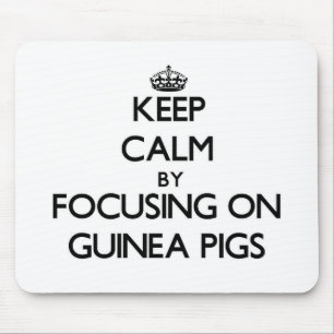 Behalten Sie Ruhe, indem Sie auf Meerschweinchen Mousepad
