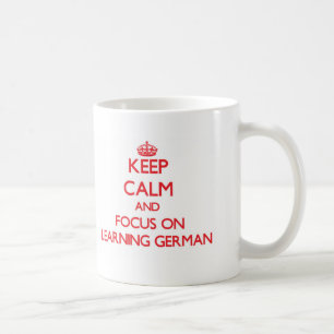 Behalten Sie Ruhe und Fokus auf dem Lernen des Tasse