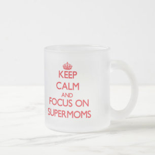 Behalten Sie Ruhe und Fokus auf Supermoms Mattglastasse