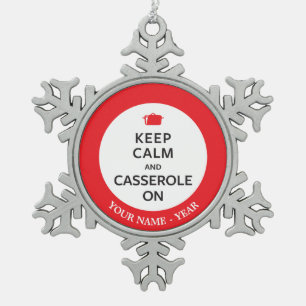 Behalten Sie Ruhe und Kasserolle an Schneeflocken Zinn-Ornament
