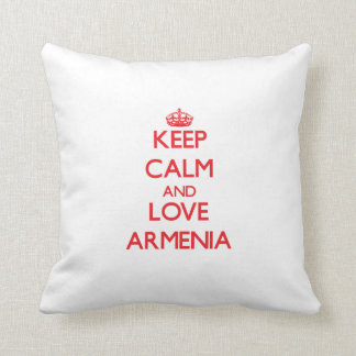 Behalten Sie Ruhe und Liebe Armenien Kissen