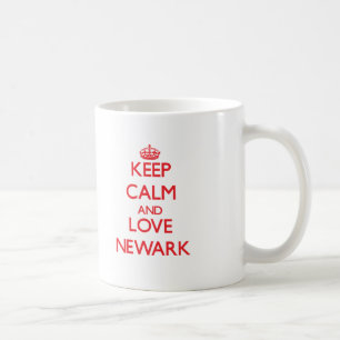 Behalten Sie Ruhe und Liebe Newark Tasse