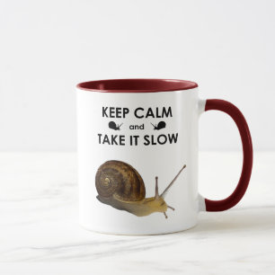 Behalten Sie Ruhe und nehmen Sie ihm langsame Tasse