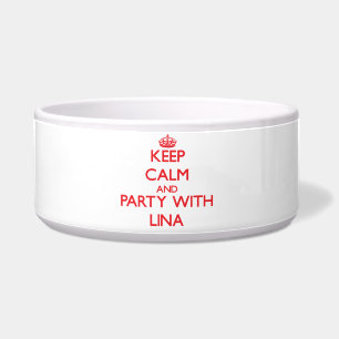 Behalten Sie Ruhe und Party mit Lina Napf