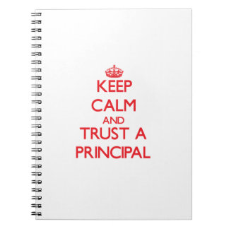 Behalten Sie Ruhe und vertrauen Sie einer Notizblock