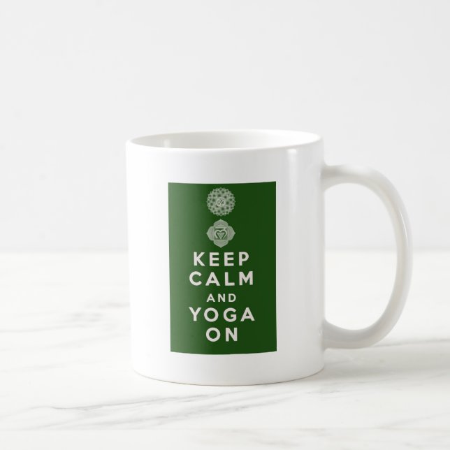 Behalten Sie Ruhe und Yoga an Tasse (Rechts)