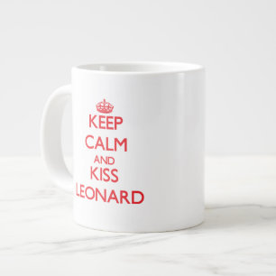 Behalten Sie ruhig und Kuss Leonard Jumbo-Tasse