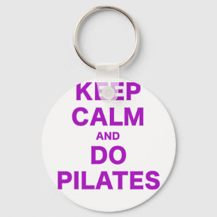 Behalten Sie ruhig und tun Sie Pilates Schlüsselanhänger
