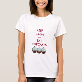 Behalten Sie ruhige kleine Kuchen T-Shirt