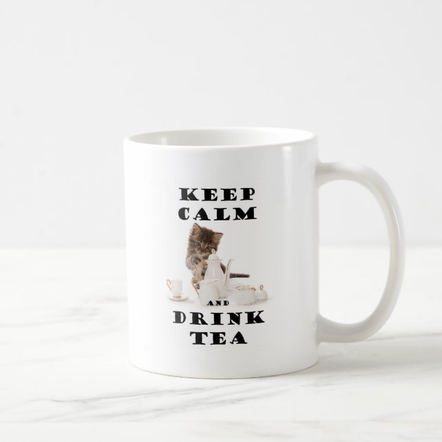 behalten Sie ruhiges und Getränkteekätzchen Kaffeetasse (Rechts)