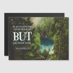 Beheben Sie die Magnetkarte, indem Sie sie markier Magneteinladung