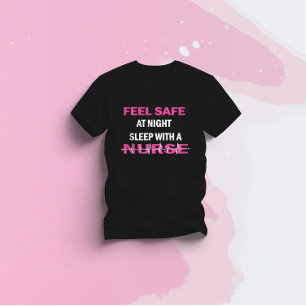 Bei einer Krankenschwester können Sie sich beim Na T-Shirt