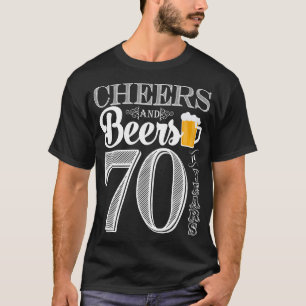 Beifall und Biere zu den 70 Jahren der T - Shirt