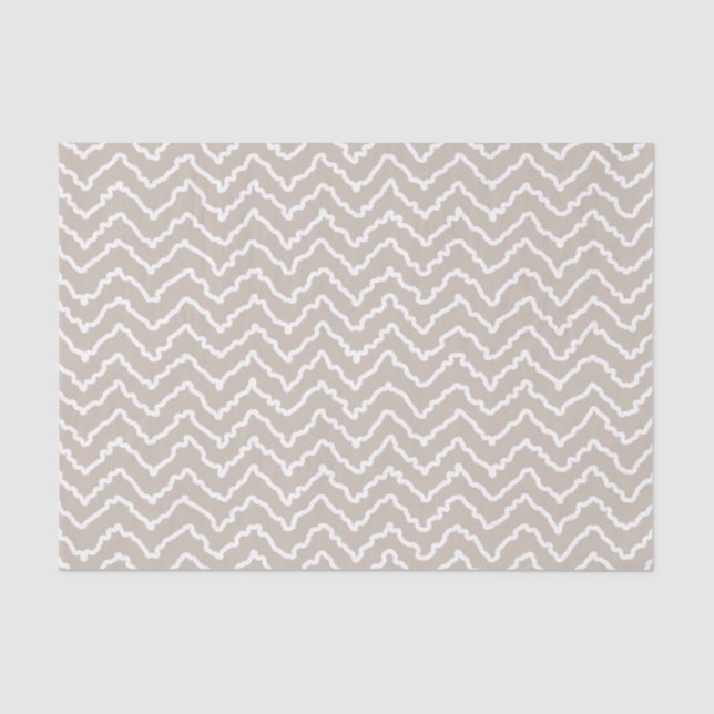 Beige And White Squiggly Chevron Zigzag Pattern Seidenpapier (Vorderseite)
