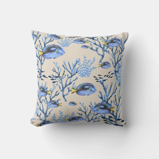Beige Blue Coral Reef Beachy Meereswelt Fish Nauti Kissen (Vorderseite)