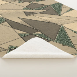 Beige dreieckige Ausschnitt auf dunkelgrünem Hinte Sherpadecke