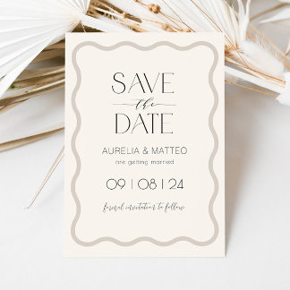 Beige Elegant Minimal Scallop Border Save the Date Einladung