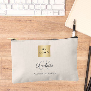 Beige Firmenlogo-Monogramm Zubehörtasche