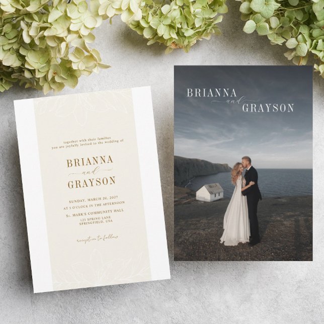 Beige Floral Elegant Minimalist Photo Back Wedding Einladung (Von Creator hochgeladen)