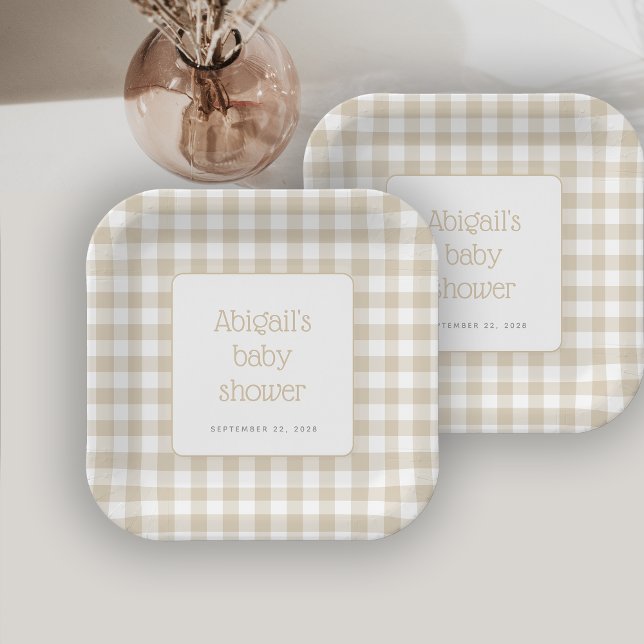 Beige Gingham Karo Rustic Baby Shower Pappteller (Von Creator hochgeladen)