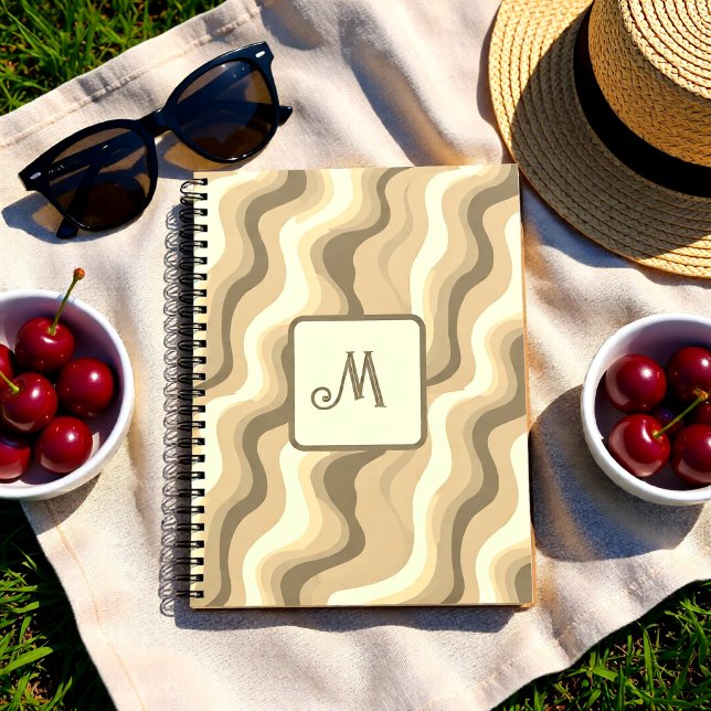 Beige Groovy Retroästhetik - Mit Monogramm Notizblock (Neutral Beige Retro Waves Personalized Monogram Notebook)