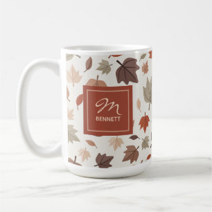 Beige Herbstlaub-Monogramm-Name Dankbar Kaffeetasse