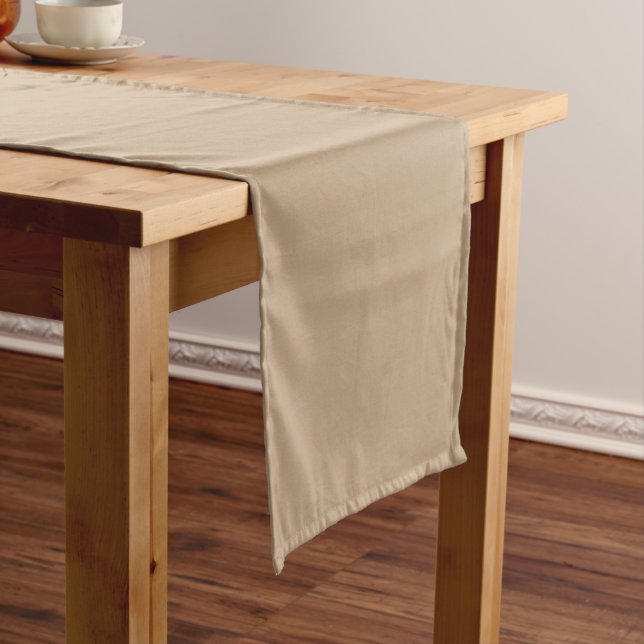 Beige Kurzer Tischläufer (Beispiel)