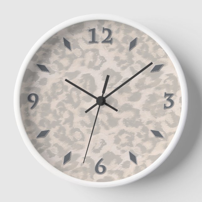 Beige Leopardrucke. Uhr (Vorderseite)
