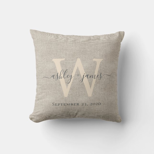 Beige Linen Gray Ivory Monogram Wedding Keepake Kissen (Vorderseite)