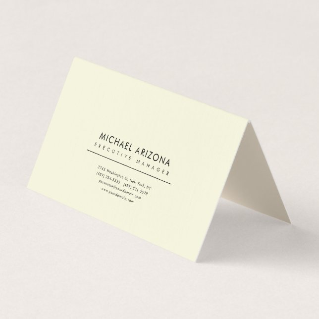 Beige & Mandel-Minimalist Plain Premium Leinen Visitenkarten (Vorderseite)