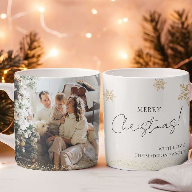 Beige Minimalistisch Frohe Weihnachtsfamilie Foto Kaffeetasse (Von Creator hochgeladen)