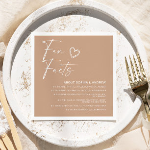 Beige Minimalistische Fun Facts Wedding Napkins Serviette