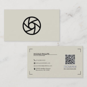 Beige Modern Ihre angepasste Logo-Fotografie Visitenkarte