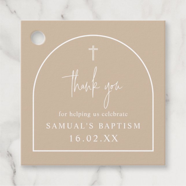 Beige Moderner Bogen Minimalistischer Taufplatz Geschenkanhänger (Vorderseite)