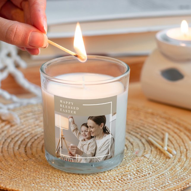 Beige Modernes Foto | Glücklich gesegnetes Ostern Quadratischer Aufkleber (Von Creator hochgeladen)