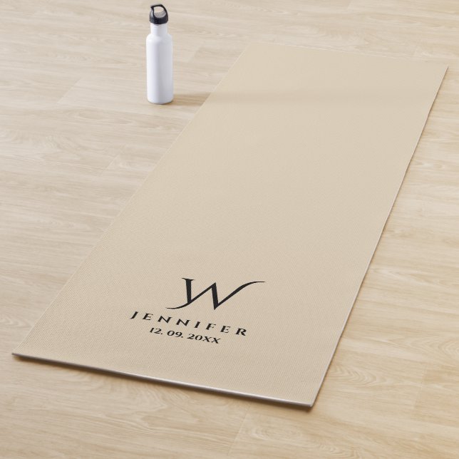 Beige Monogramm und Name Yoga Mat Yogamatte (Beispiel)
