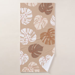 Beige Monstera verlasse nahtloses Muster. Trendy h Badehandtuch