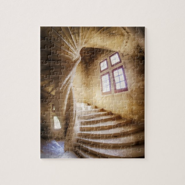 Beige-Spirituosen-Treppe, Frankreich Puzzle (Vertikal)