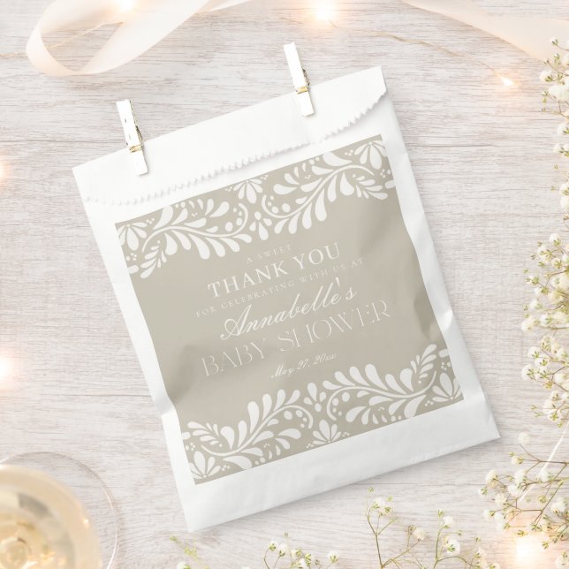 Beige Talavera Tile Fiesta Baby Shower Dessert Geschenktütchen (Ausgeschnitten)