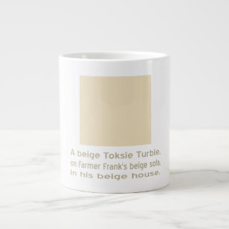 Beige Toksie Turbie über Biege Jumbo-Tasse
