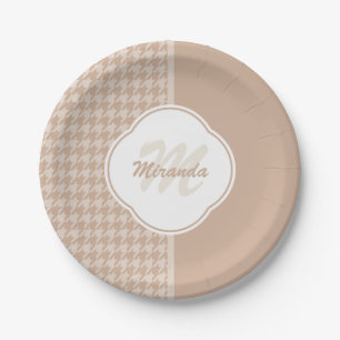Beige und Tan-Hahnentrittmuster-Monogramm und Name Pappteller