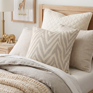 Beige- und Taupe-Zebramuster Kissen