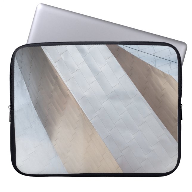 Beige und weiße Oberfläche Laptopschutzhülle (Vorderseite)