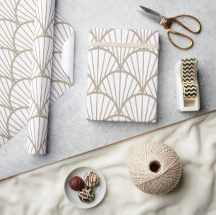 Beige und weiße Scallop-Muster Geschenkpapier