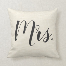 Beige White Mrs. | Mr&Mrs. Wedding Throw Kissen