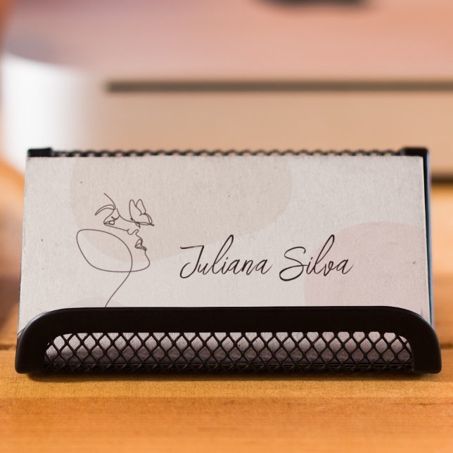 Beige Women Hair Salon Nail Art Makeup Art Visitenkarte (Von Creator hochgeladen)