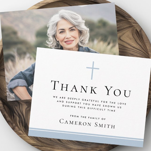 Beileid Foto Dankeskarte (Light dusty blue cross funeral sympathy photo thank you card)